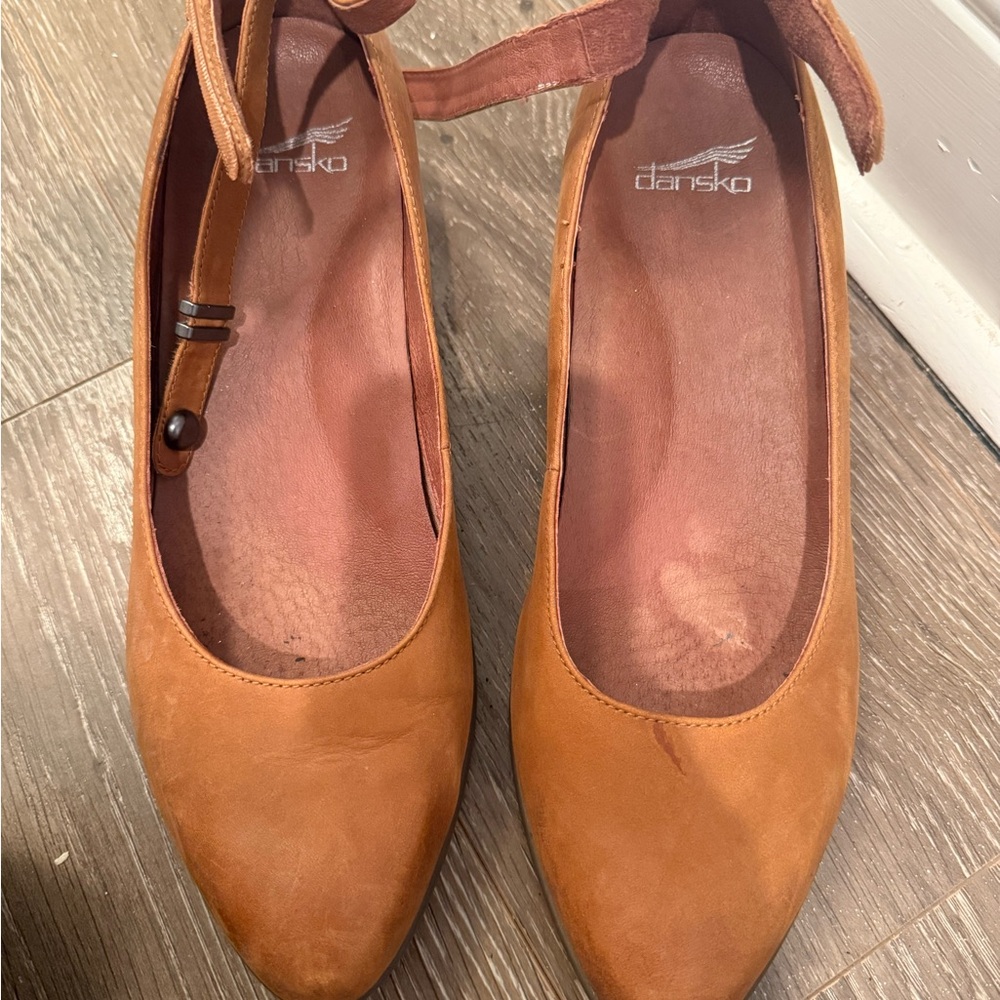 Dansko Women's Brown Leather Flats